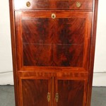 Антикварный секретер в стиле классицизм 1760-х гг. 