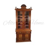 Антикварный книжный шкаф 1870-х гг. 