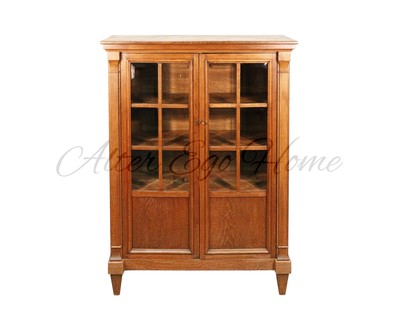 Антикварный книжный шкаф 1880-х гг. 