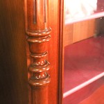 Антикварный книжный шкаф 1870-х гг. 