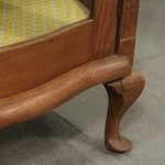 Антикварный чайный столик с фигурным поликом 1910-х гг. 