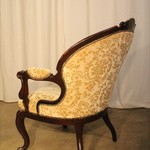 Антикварное кресло с круглой спинкой тёмного дуба 1880-х гг. 