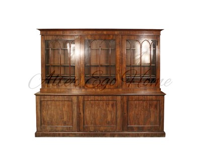 Антикварный книжный шкаф с арочным декором 1860-х гг. 