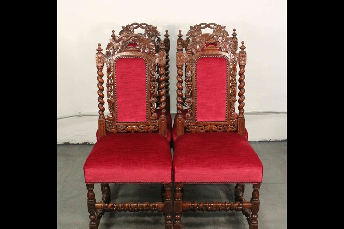 Комплект из 4-х антикварных стульев в стиле неоренессанс 1850-х гг. 