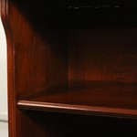 Антикварная тумбочка с фигурной линией столешницы 1950-х гг. 