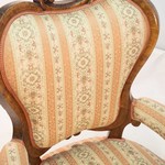 Антикварные парные кресла с изогнутыми спинками 1870-х гг.