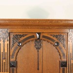Антикварный шкаф с арочным резным убранством на высоких ножках 1860-х гг.  