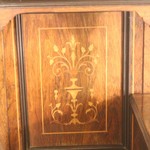 Антикварная викторианская витрина из палисандра 1870-х гг. 