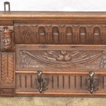 Антикварная настенная вешалка в стиле неоренессанс 1870-х гг. 