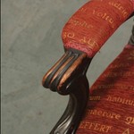 Антикварное кресло тронного типа резного темного ореха 1850-х гг. 