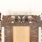 Антикварное дубовое кресло с ротанговой спинкой 1860-х гг. 