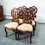 Комплект антикварных стульев с фигурными спинками 1860-х гг.