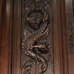 Антикварный буфет с резным убранством 1860-х гг. 