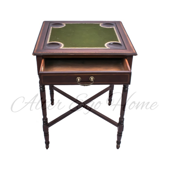 Старинный игральный столик из Англии