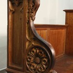 Антикварная дубовая скамья с резными локотками 1880-х гг. 