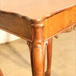 Антикварный столик на ножках-кабриоль 1830-х гг. 