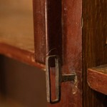 Антикварный книжный шкаф в стиле неоклассицизм 1810-х гг. 