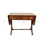 Антикварный столик с откидными полами 1940-х гг. 