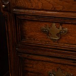 Антикварный шкаф-секретер с фигурными филенками 1760-х гг. 
