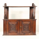 Антикварный навесной шкафчик с зеркальным полотном 1900-х гг. 