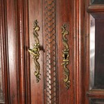 Антикварный буфет с резным декором 1860-х гг. 