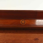 Антикварный книжный шкаф 1900-х гг. 