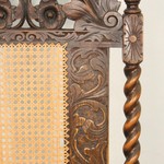 Антикварное дубовое кресло с ротанговой спинкой 1860-х гг. 