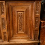 Антикварный шкаф в стиле неоренессанс с резными гермами 1830-х гг. 