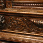 Антикварный дубовый сервант 1840-х гг. 