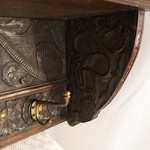 Антикварная настенная вешалка с резным декором 1840-х гг. 