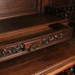 Антикварный буфет с резным убранством 1860-х гг. 