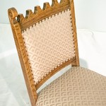 Комплект старинных стульев с резным навершием