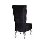 Мягкий стул из черного бархата