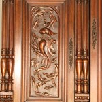 Антикварный буфет с резными филенками 1860-х гг.