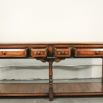 Антикварная дубовая консоль с точеными ножками 1940-х гг. 