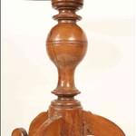 Антикварный чайный столик с круглой столешницей 1850-х гг. 