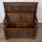 Антикварная скамья с резными розетками 1860-х гг. 