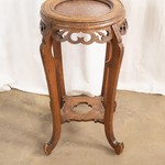Антикварный столик из тика с мраморной столешницей 1910-гг. 