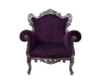 Фиолетовое кресло в стиле барокко