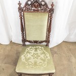 Антикварный стул с резным навершием 1840-х гг. 
