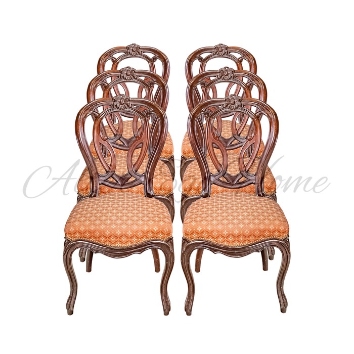 Комплект антикварных стульев с ажурными спинками 1870-х гг.