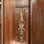 Антикварный книжный шкаф в стиле неоклассицизм 1810-х гг. 