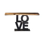 Консоль в виде надписи LOVE