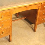 Антикварный двутумбовый письменный стол 1910-х гг. 