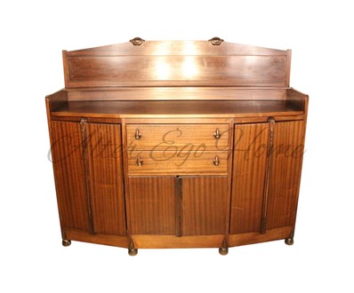 Антикварный сервант из махагони 1910-х гг. 