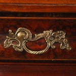 Антикварный чайный столик в стиле Чиппендейл 1940-х гг. 