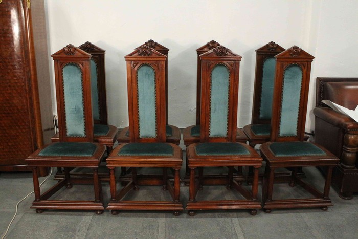 Комплект из 8-ми антикварных стульев 1870-х гг. 