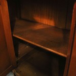 Антикварный буфет с фигурным фасадом 1890-х гг. 