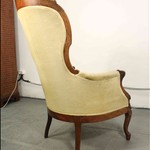 Антикварное кресло с резным навершием 1840-х гг. 