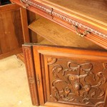 Антикварный ореховый резной буфет 1860-х гг. 